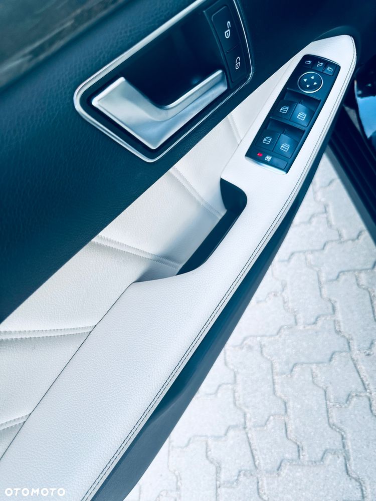Mercedes-Benz Klasa E 250 CDI 4-Matic Avantgarde - 8