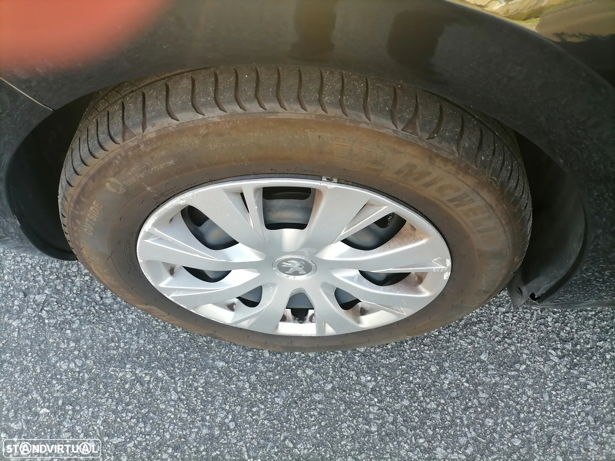 Peugeot 208 1.6 BlueHDi Style - 18