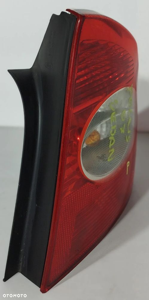 lampa prawa tylna tył FORD FOCUS MK2 04-08 SEDAN - 2