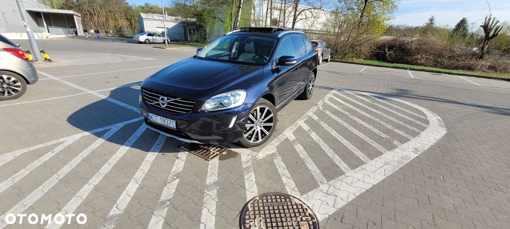 Volvo XC 60 T5 Drive-E Ocean Race - 29