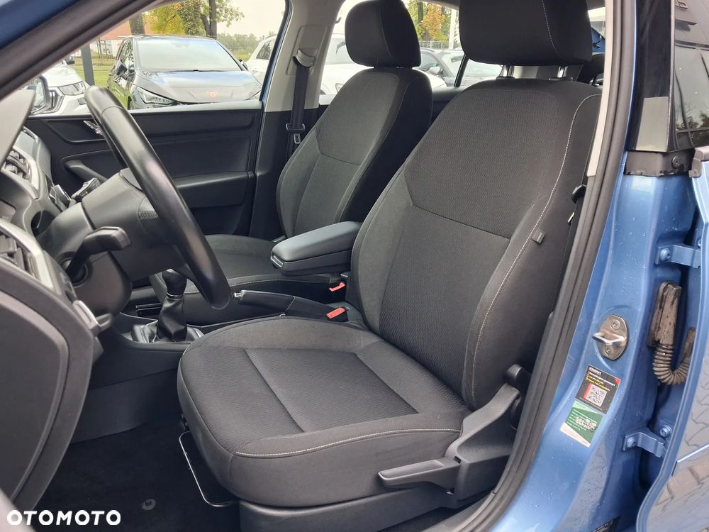 Skoda RAPID 1.6 TDI DPF Ambition - 11