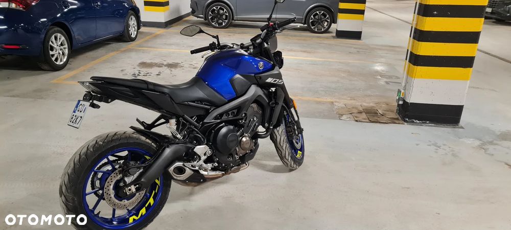 Yamaha MT - 4