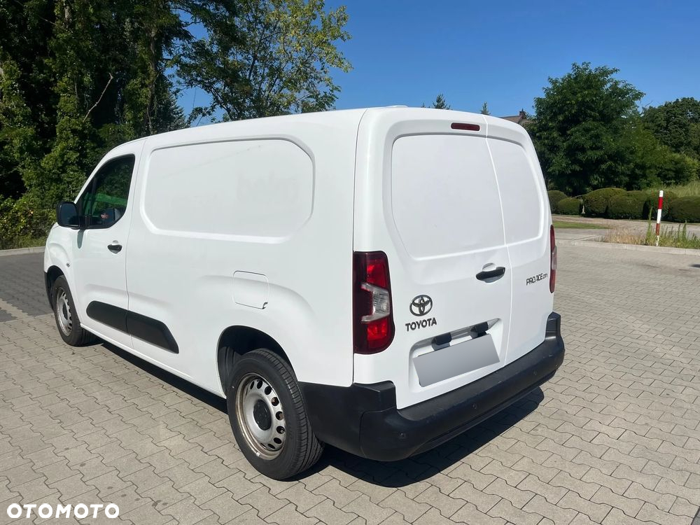 Toyota Pro Ace City Long Active - 3