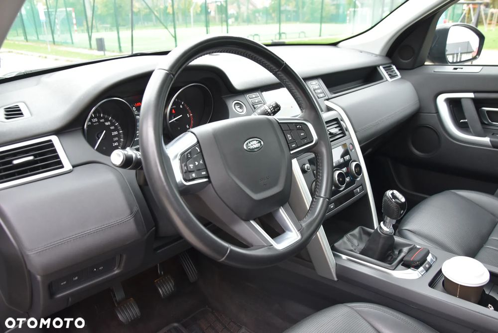 Land Rover Discovery Sport TD4 HSE - 16