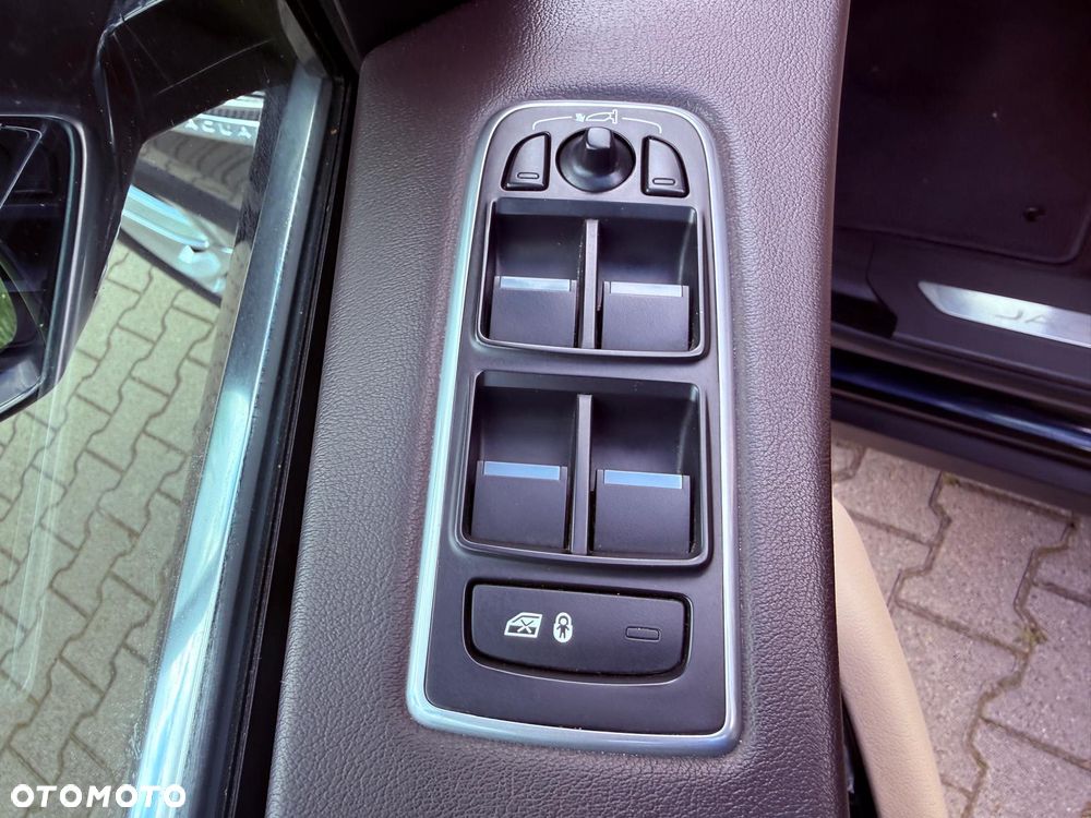 Jaguar F-Pace 3.0 V6 AWD R-Sport - 21