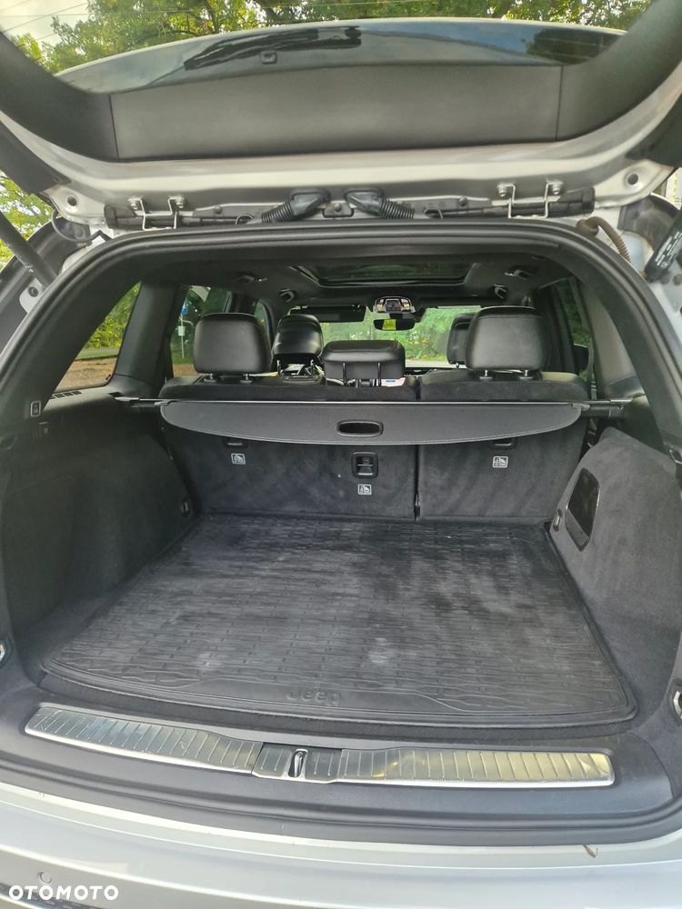 Jeep Grand Cherokee - 6