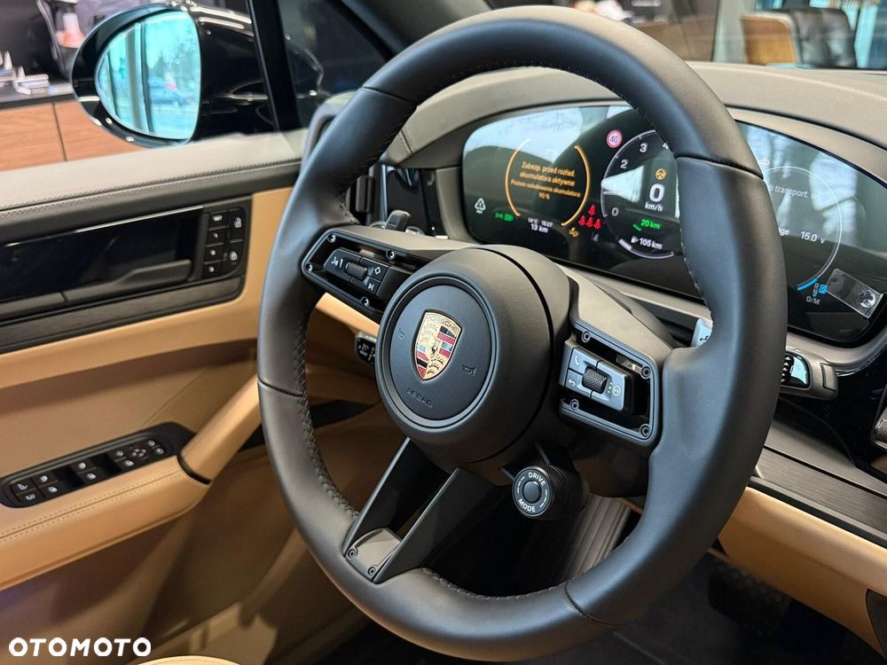 Porsche Cayenne - 24