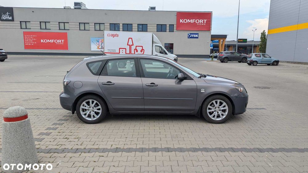 Mazda 3 - 4