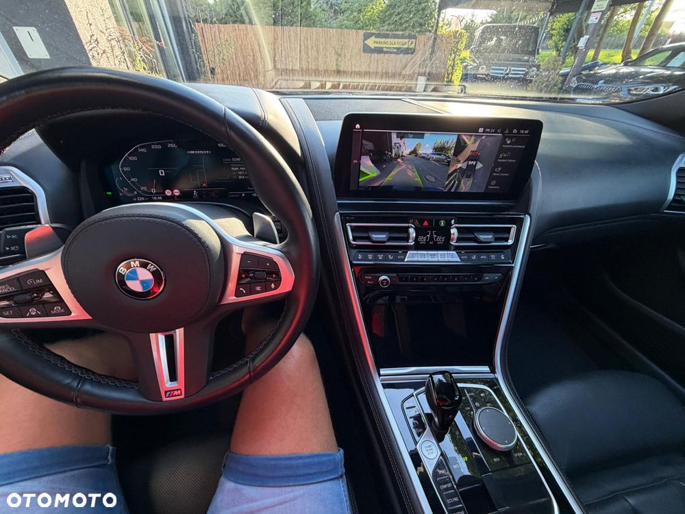 BMW Seria 8 - 15