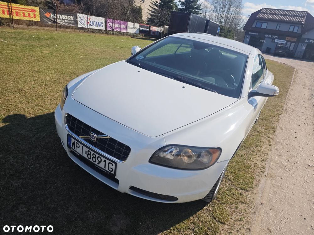 Volvo C70 2.0D Momentum - 10