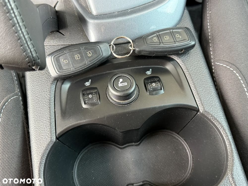 Ford Focus - 13