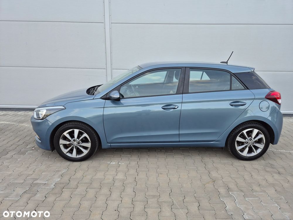 Hyundai i20 1.2 GO - 11