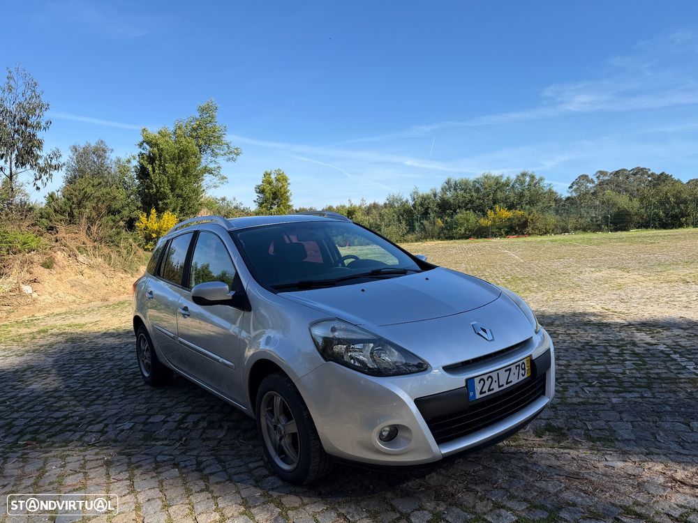 Renault Clio Sport Tourer - 1