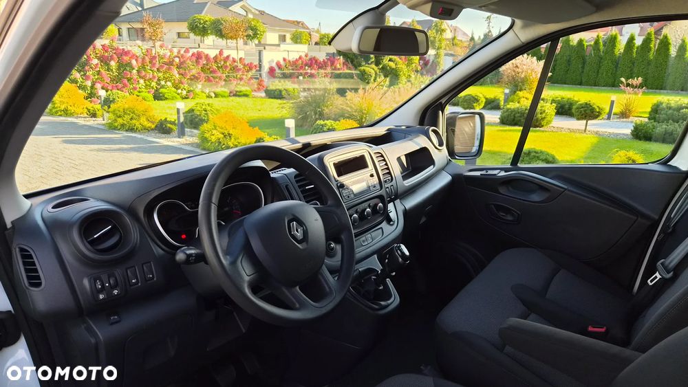 Renault Trafic - 22