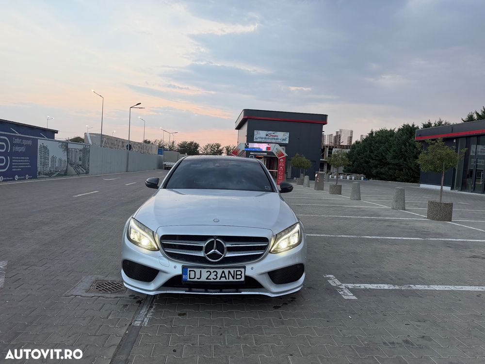 Mercedes-Benz C - 19