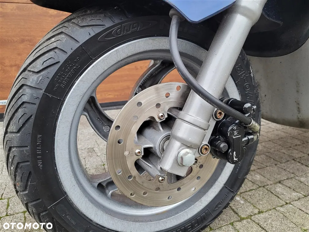 Piaggio FLY - 4
