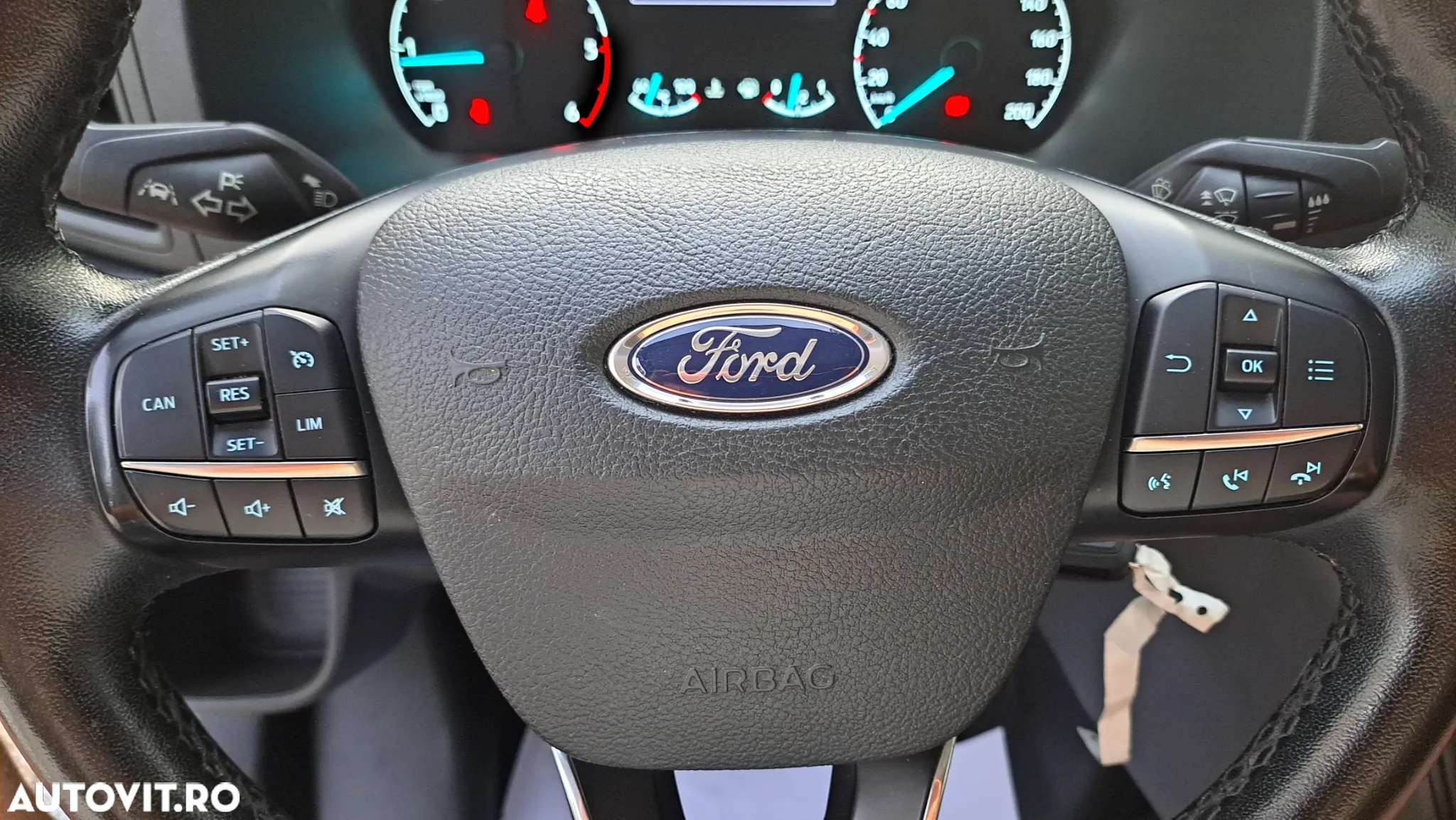 Ford TRANSIT VAN TREND L3H2 FWD - 25