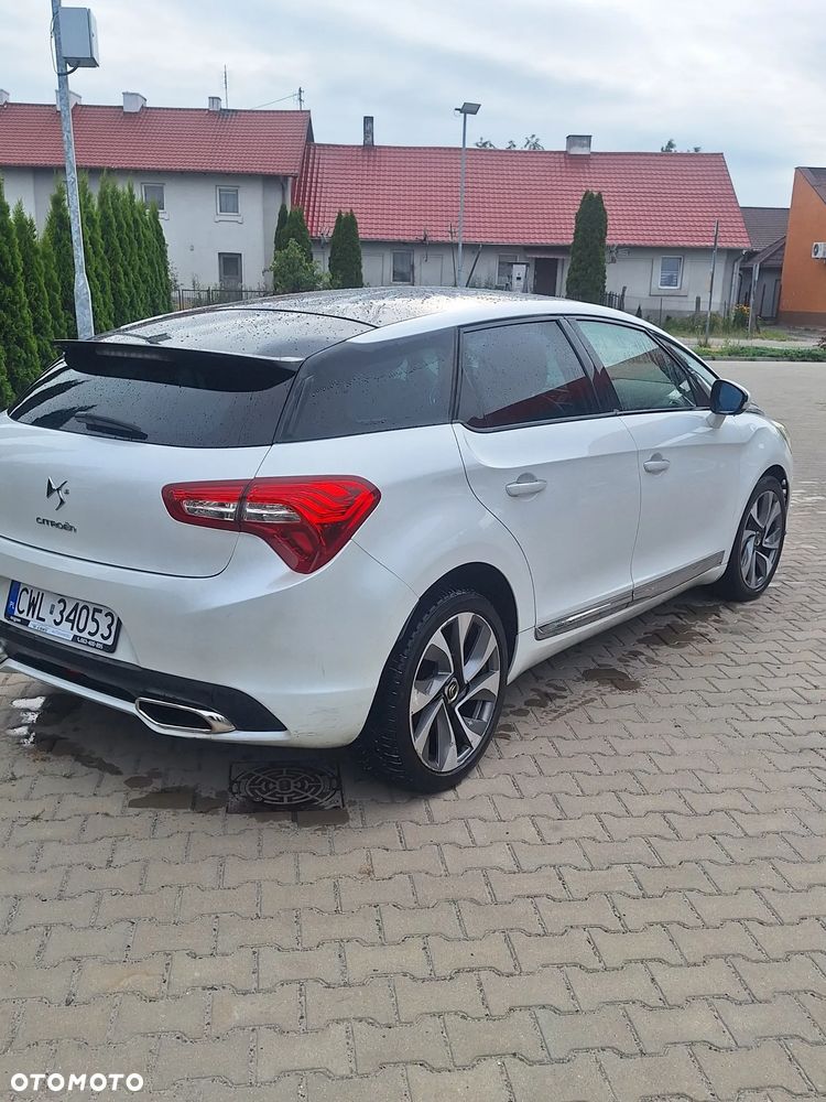 Citroën DS5 2.0 HDi SportChic - 2