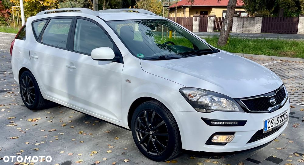 Kia Ceed 1.4 CVVT Attract - 17