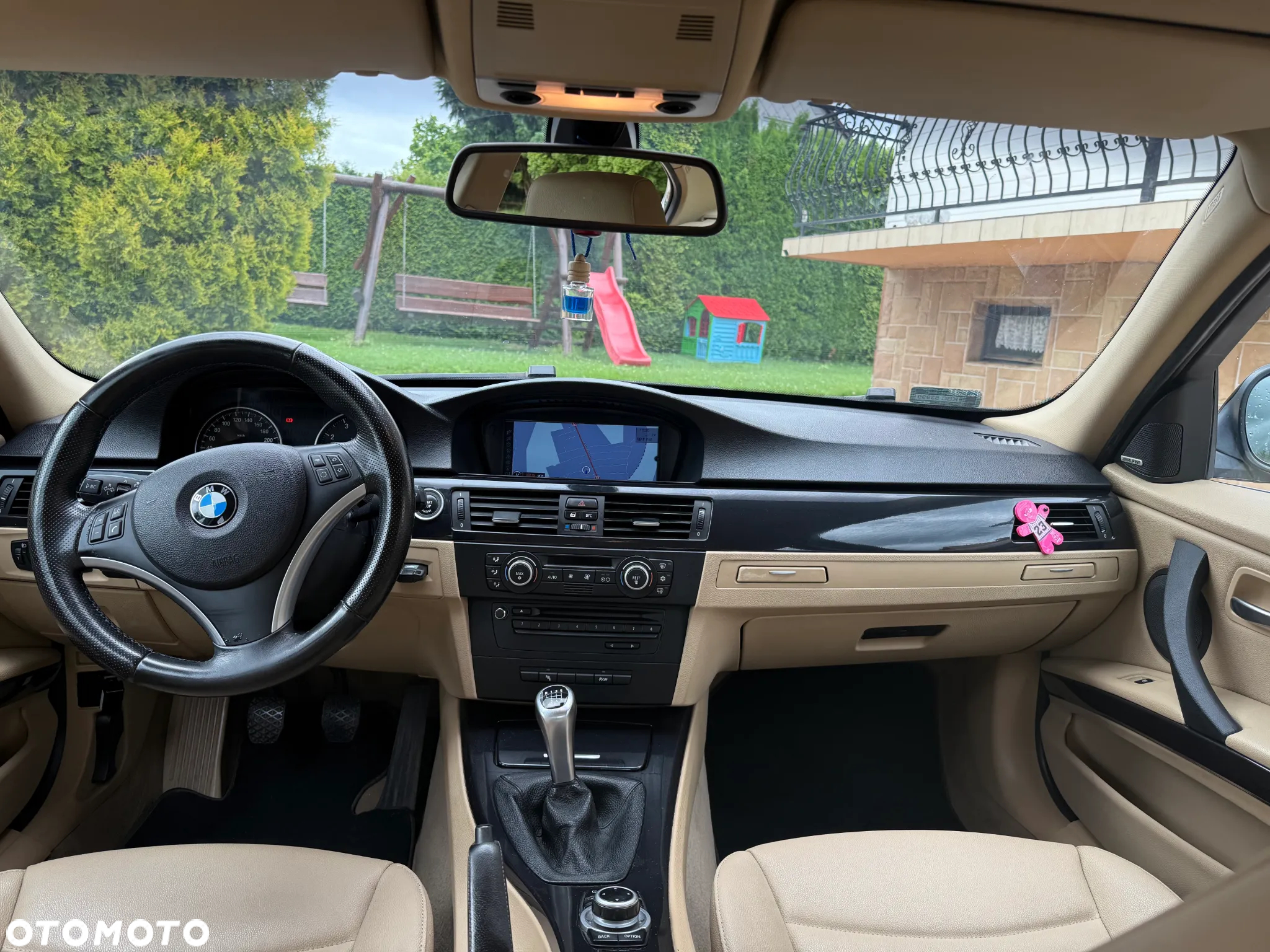 BMW Seria 3 320i - 15