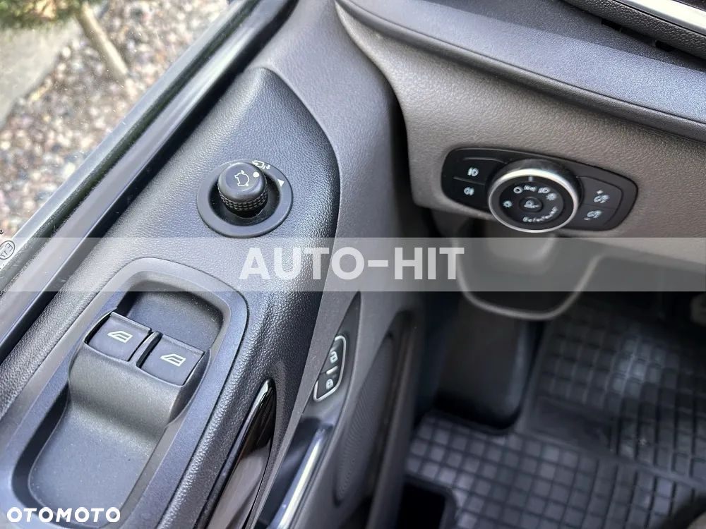 Ford Transit - 22