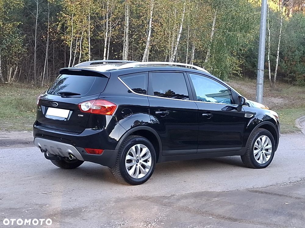 Ford Kuga 2.0 TDCi 2x4 Titanium - 3