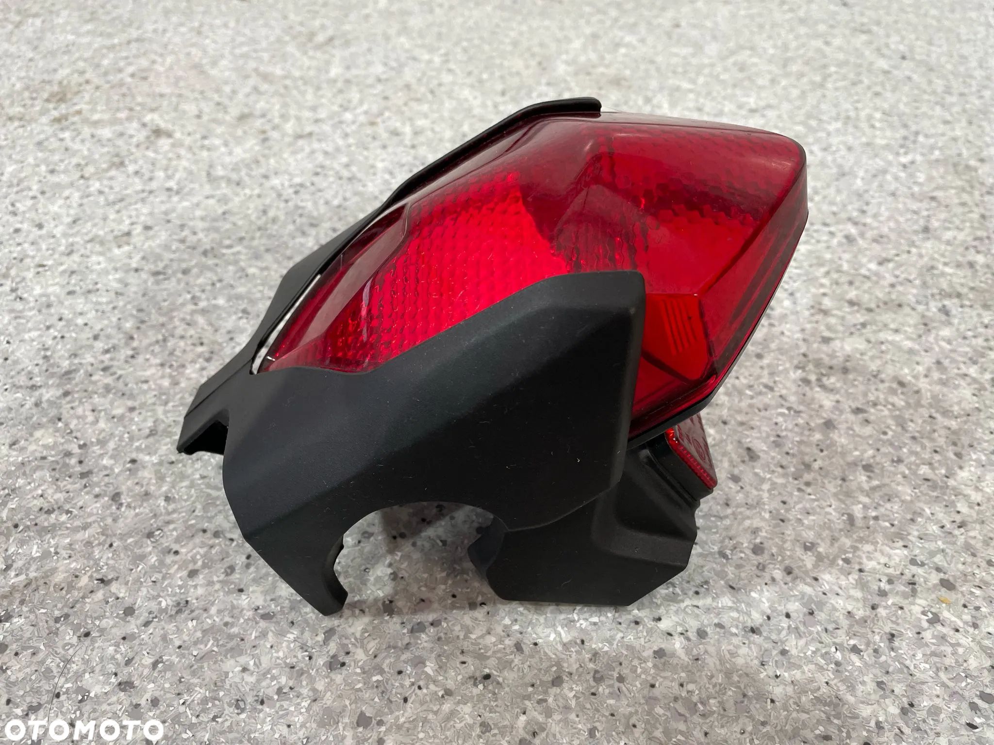 lampa tył Honda NC 700/750 (nr1217) - 1