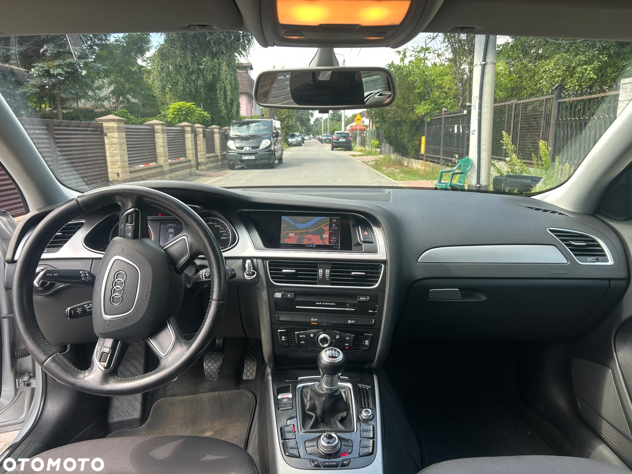 Audi A4 Avant 2.0 TDI - 10