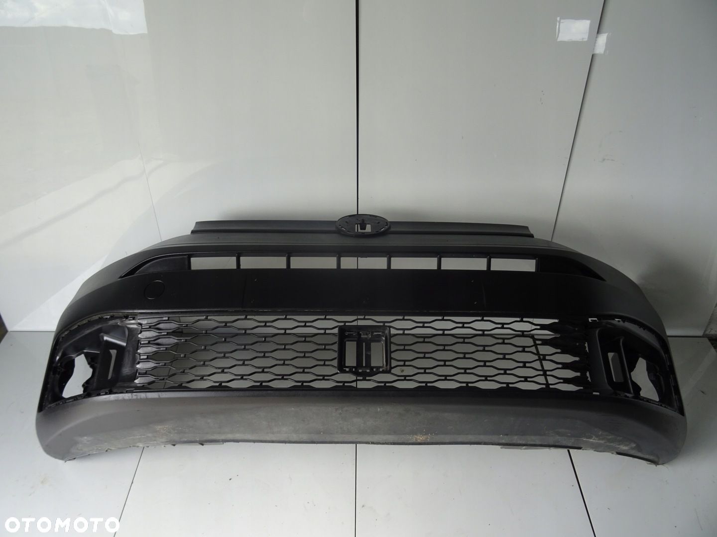 Zderzak przód przedni VW Caddy 5 V 2K7 20- OE - 1
