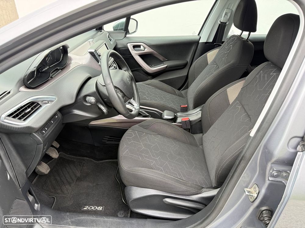 Peugeot 2008 - 7