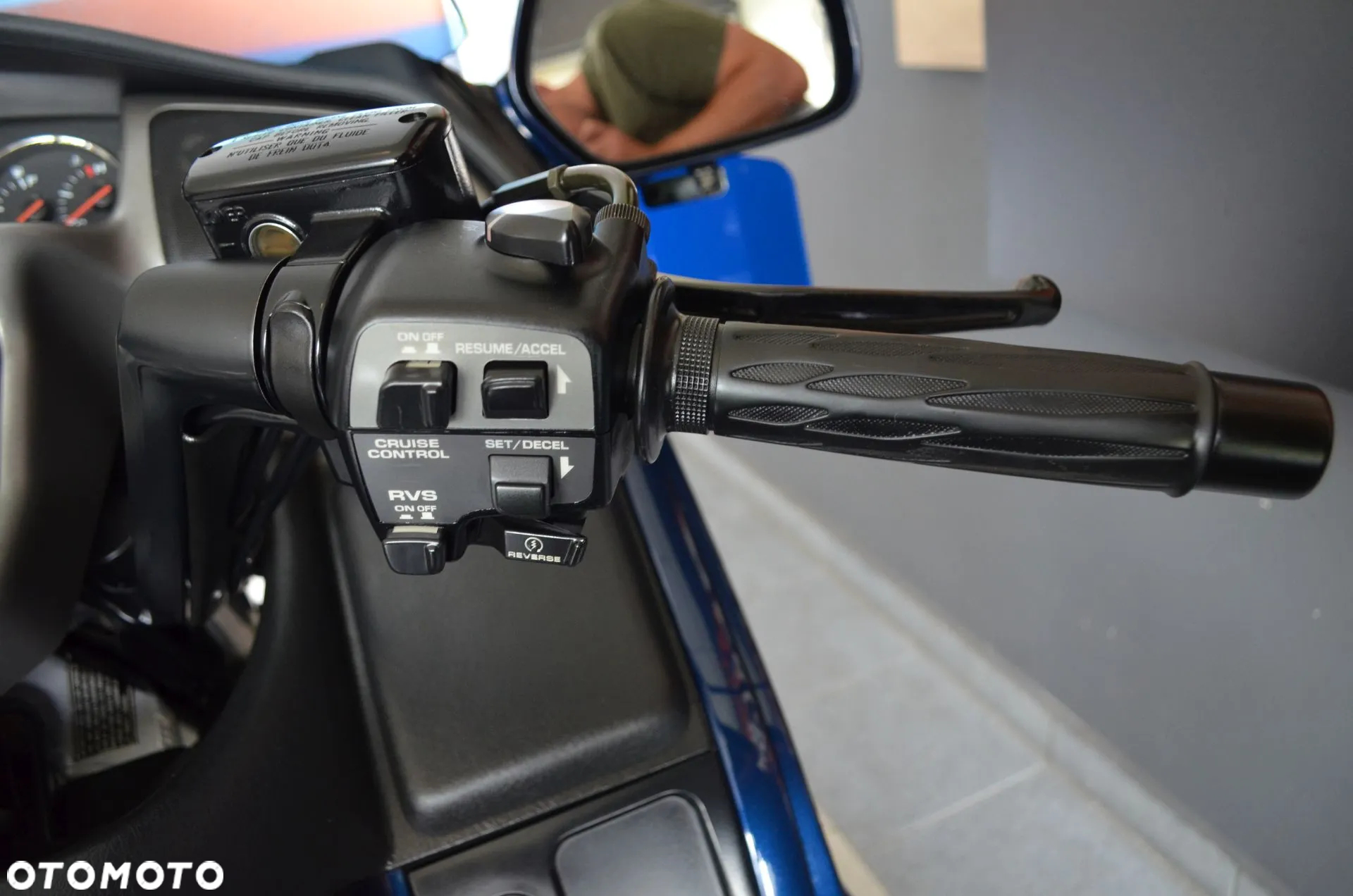 Honda GL - 33