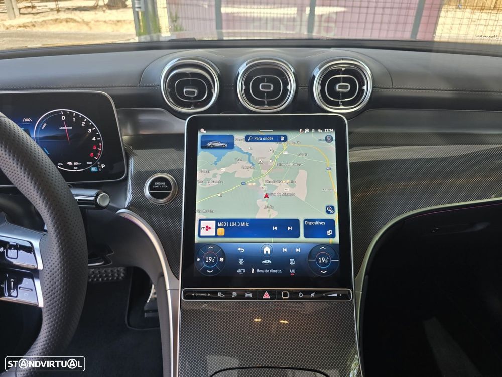 Mercedes-Benz GLC 300 de Coupe 4Matic - 11