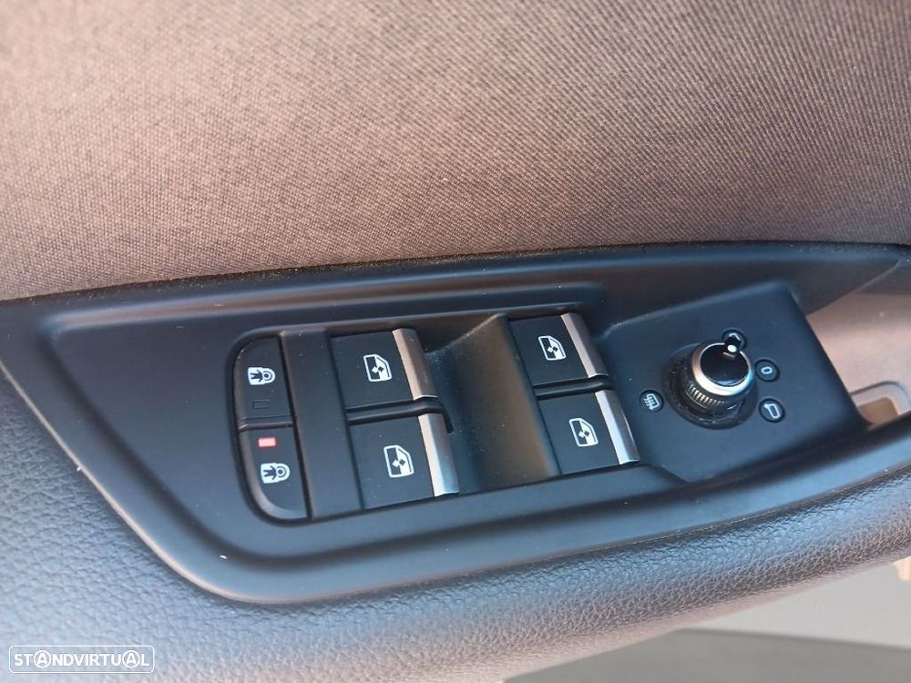 Audi A4 Avant 35 TDI S tronic - 26