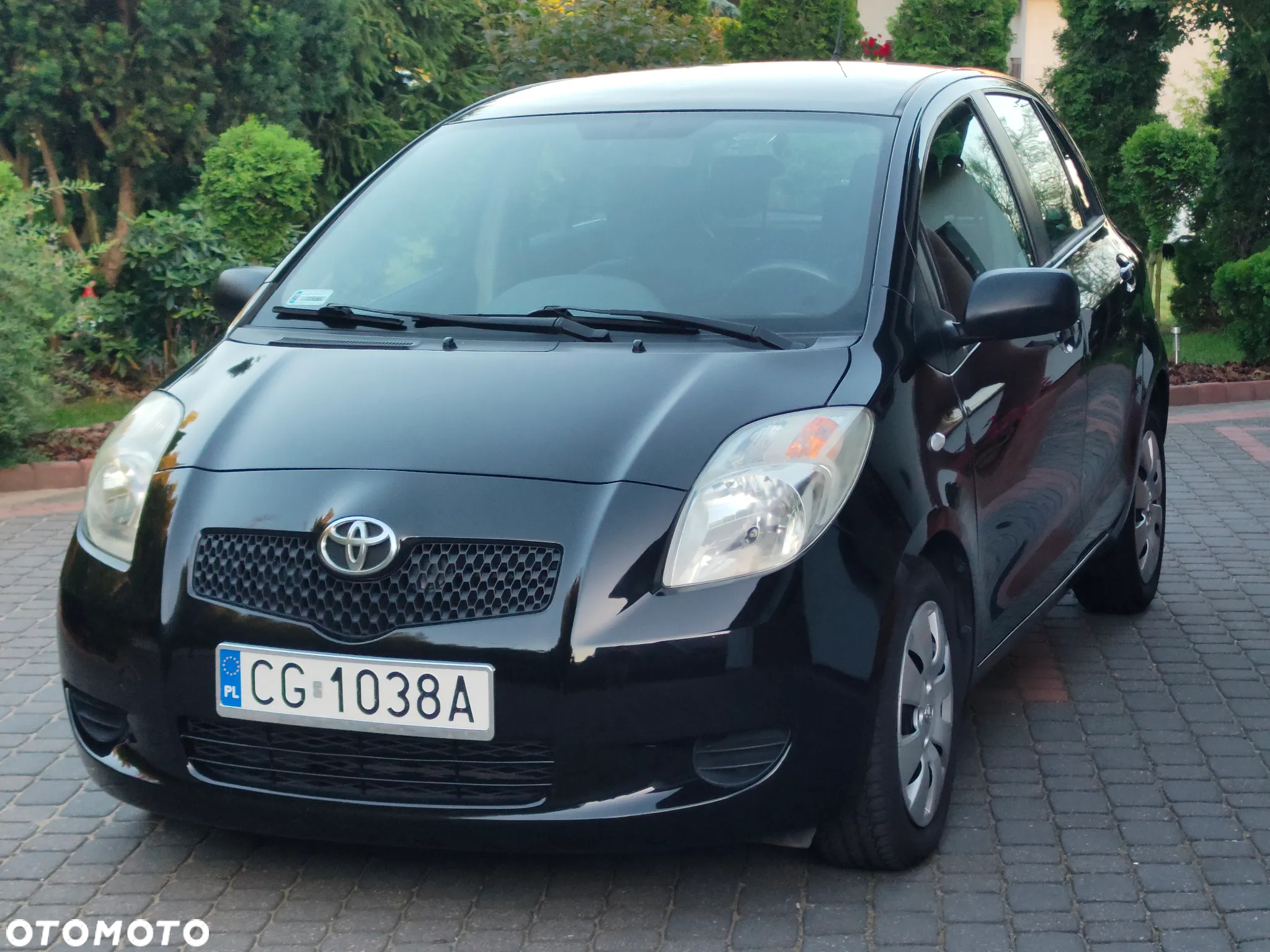 Toyota Yaris 1.3 Sol - 3