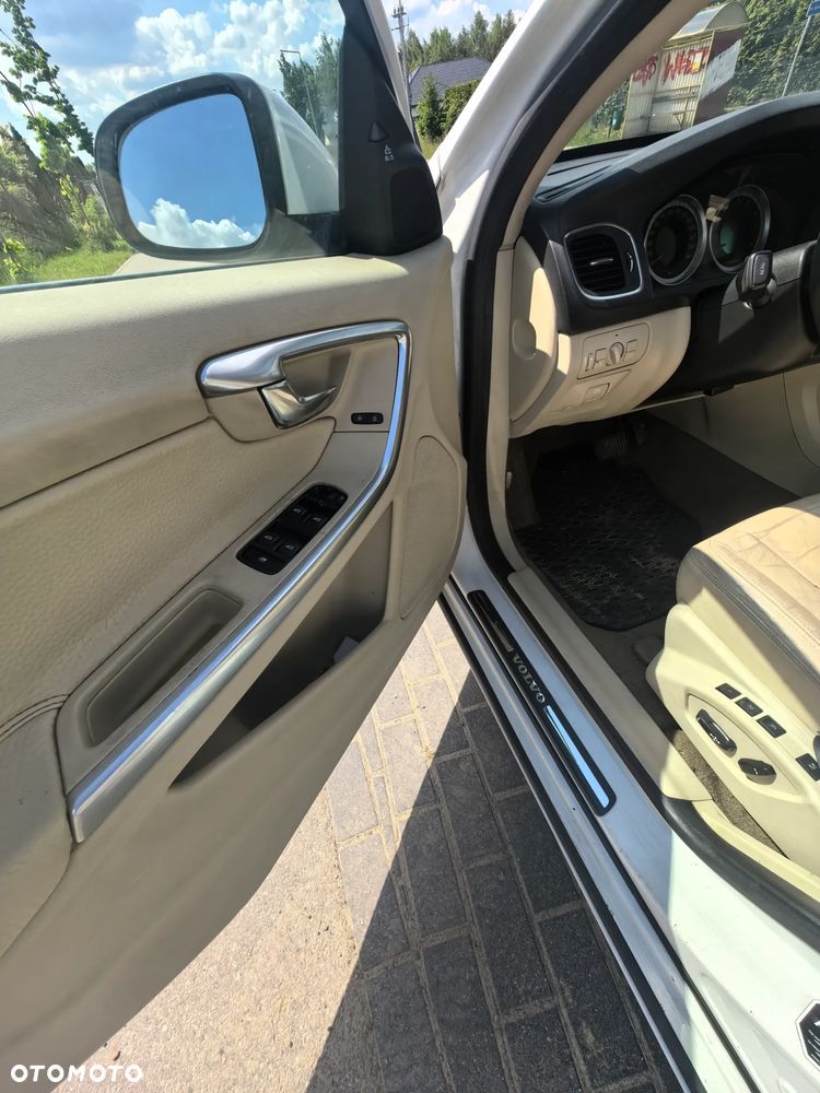 Volvo S60 2.5 T5 - 12