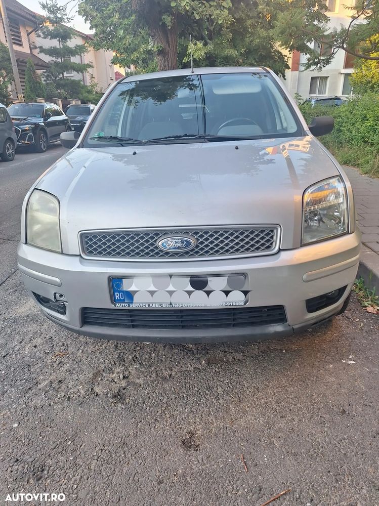 Ford Fusion - 5