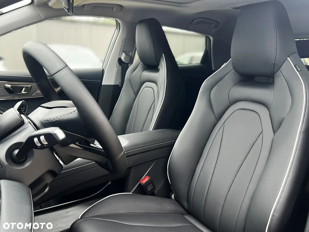 Omoda E5 - 11