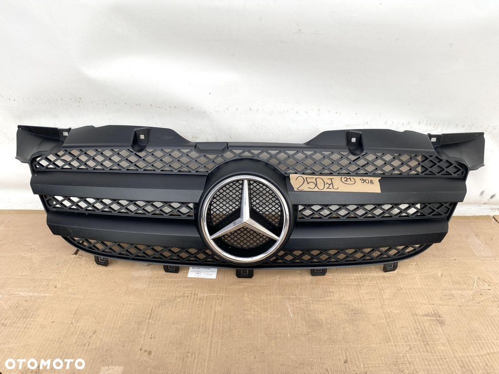 SPRINTER 906 06- GRILL ATRAPA MASKOWNICA PRZEDNIA ZNACZEK CHROM ORYGINALNA - 1