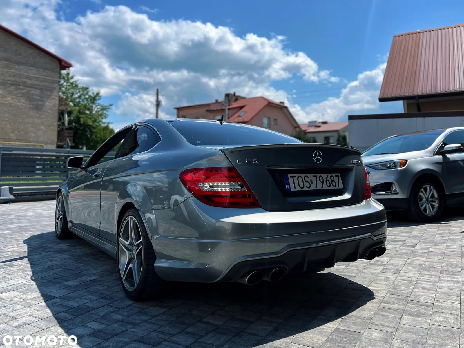 Mercedes-Benz Klasa C 63 AMG Coupe AMG SPEEDSHIFT MCT AMG Performance Package - 8