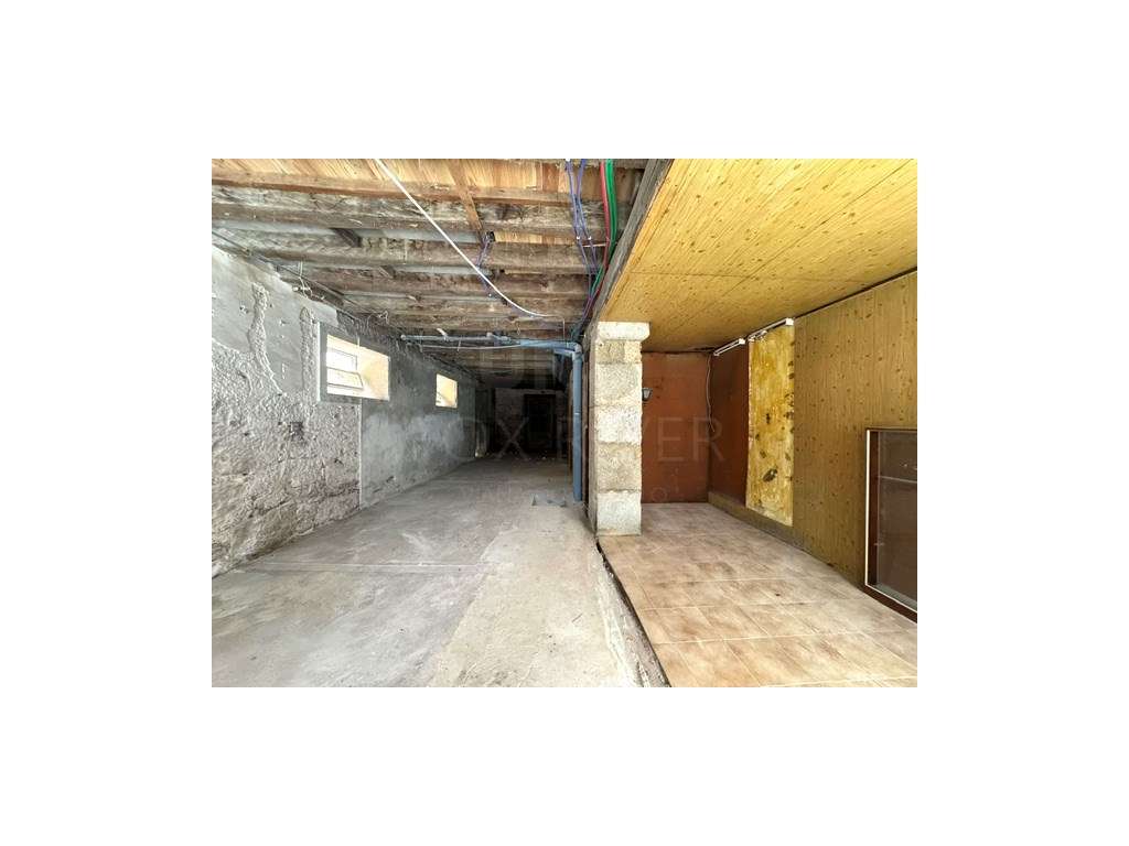 Loja para arrendamento no Centro Histórico de Viana do Castelo - Grande imagem: 2/5