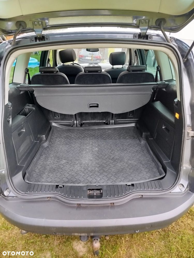 Ford S-Max 2.0 TDCi DPF Trend - 12