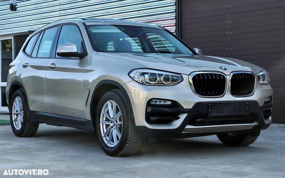 BMW X3 xDrive20i Aut. Luxury Line - 2