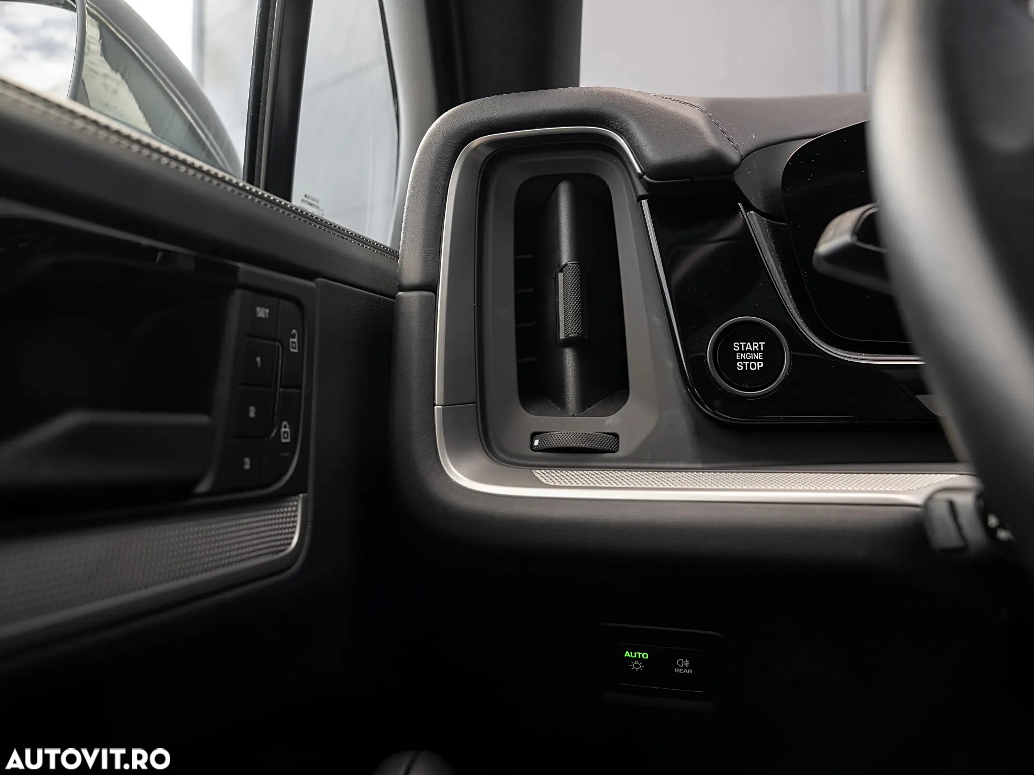 Porsche Cayenne Standard - 31