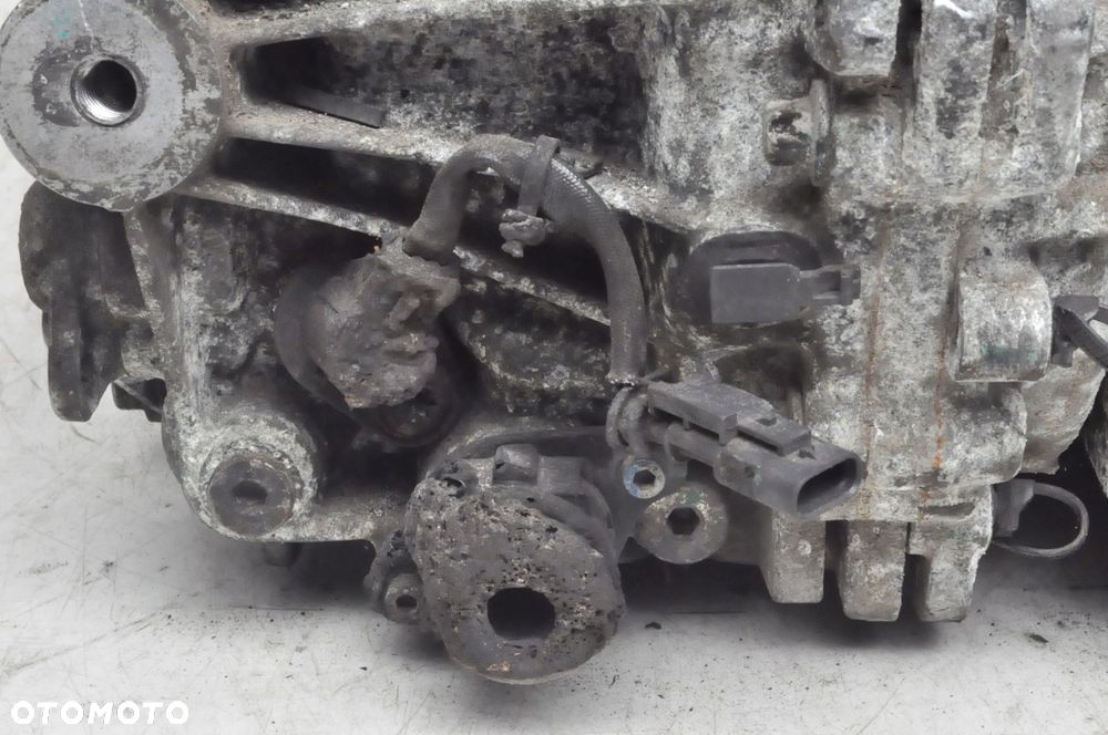 LAND ROVER DISCOVERY SPORT L550 1.5 P300E SILNIK ELEKTRYCZNY L8D2-14G137-AG - 8