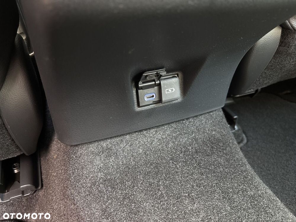 Toyota Camry 2.5 Hybrid Comfort CVT - 31