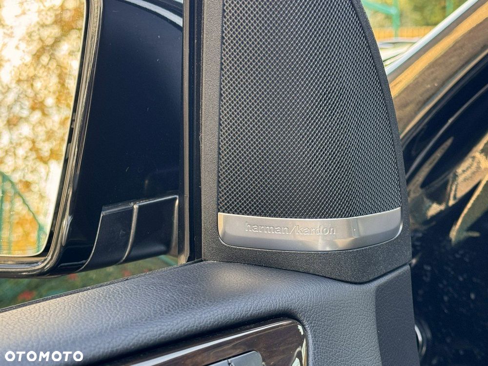 Mercedes-Benz GLS - 34