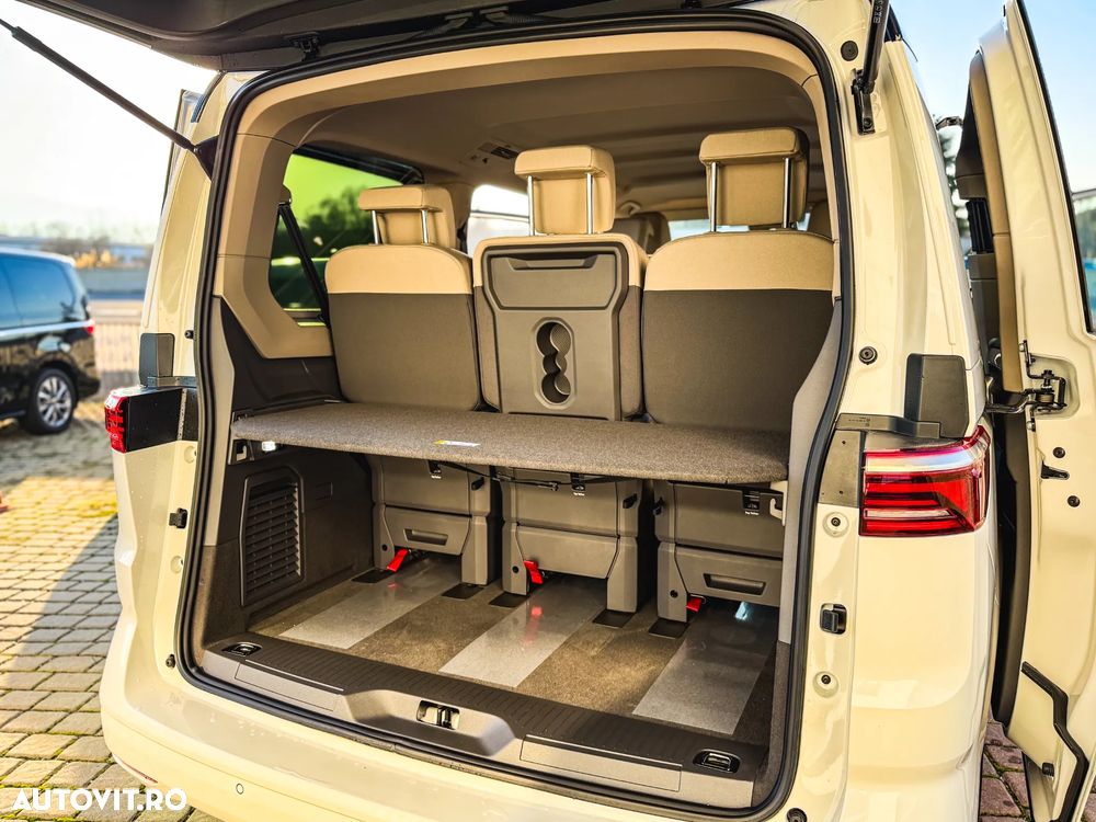 Volkswagen Multivan - 10