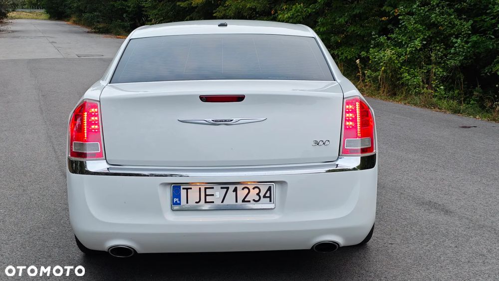 Chrysler 300C - 10