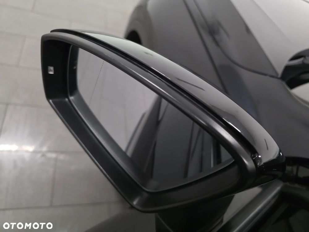 Volkswagen Tiguan 2.0 TSI 4Mot Elegance DSG - 26