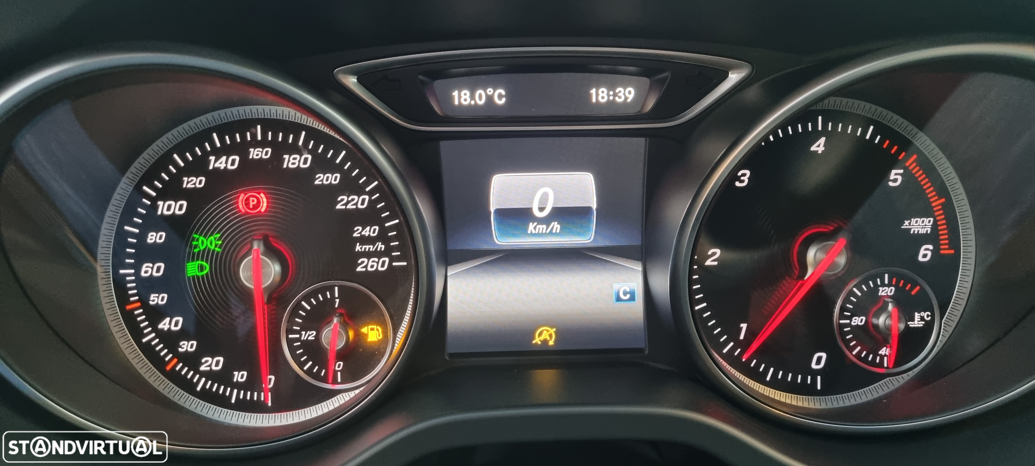 Mercedes-Benz CLA 180 d Shooting Brake Fleet Pack Plus - 18
